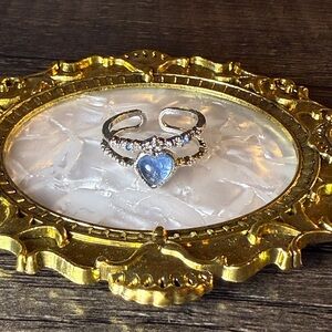 Elegant Blue Heart Ring